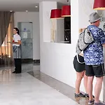 Aparthotel Playaolid &