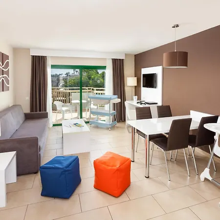 Apartmanhotel Playaolid & 3*