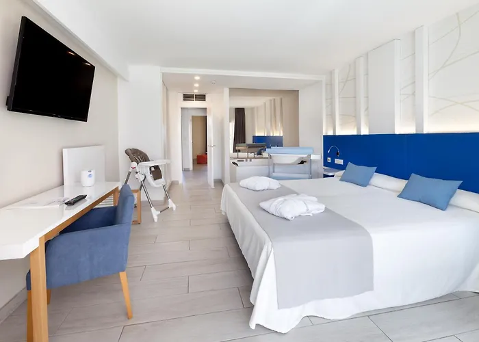 Apartahotel Playaolid & Costa Adeje (Tenerife)