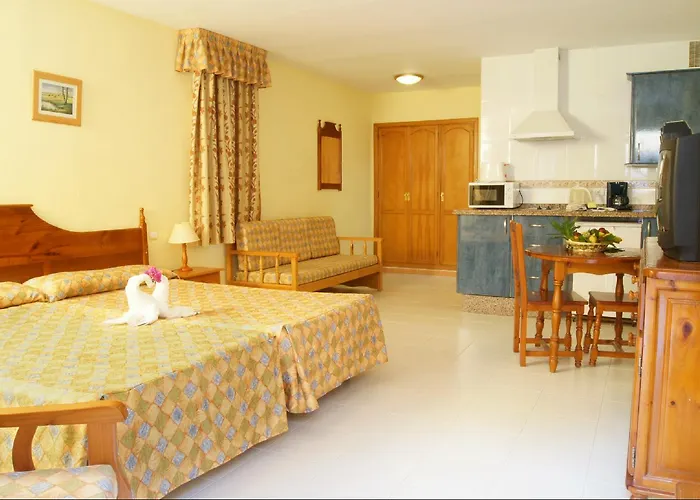 Apartahotel Playaolid &