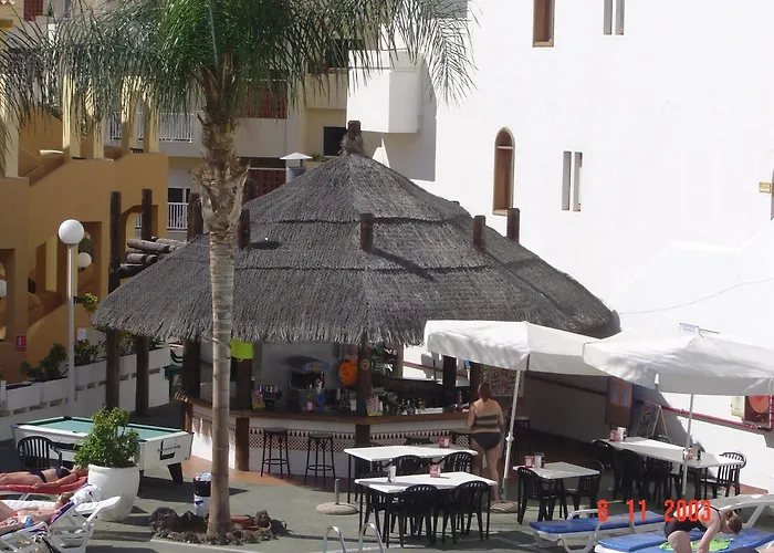 Apartahotel Playaolid &